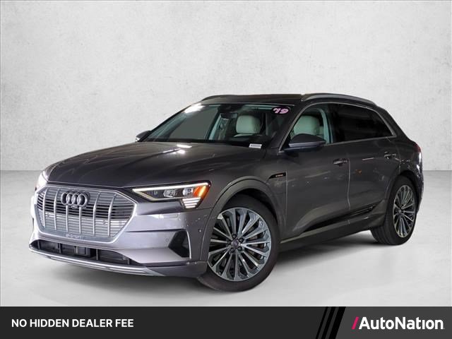 Used 2019 Audi e-tron Prestige w/ Prestige Package AWD/4WD image 1