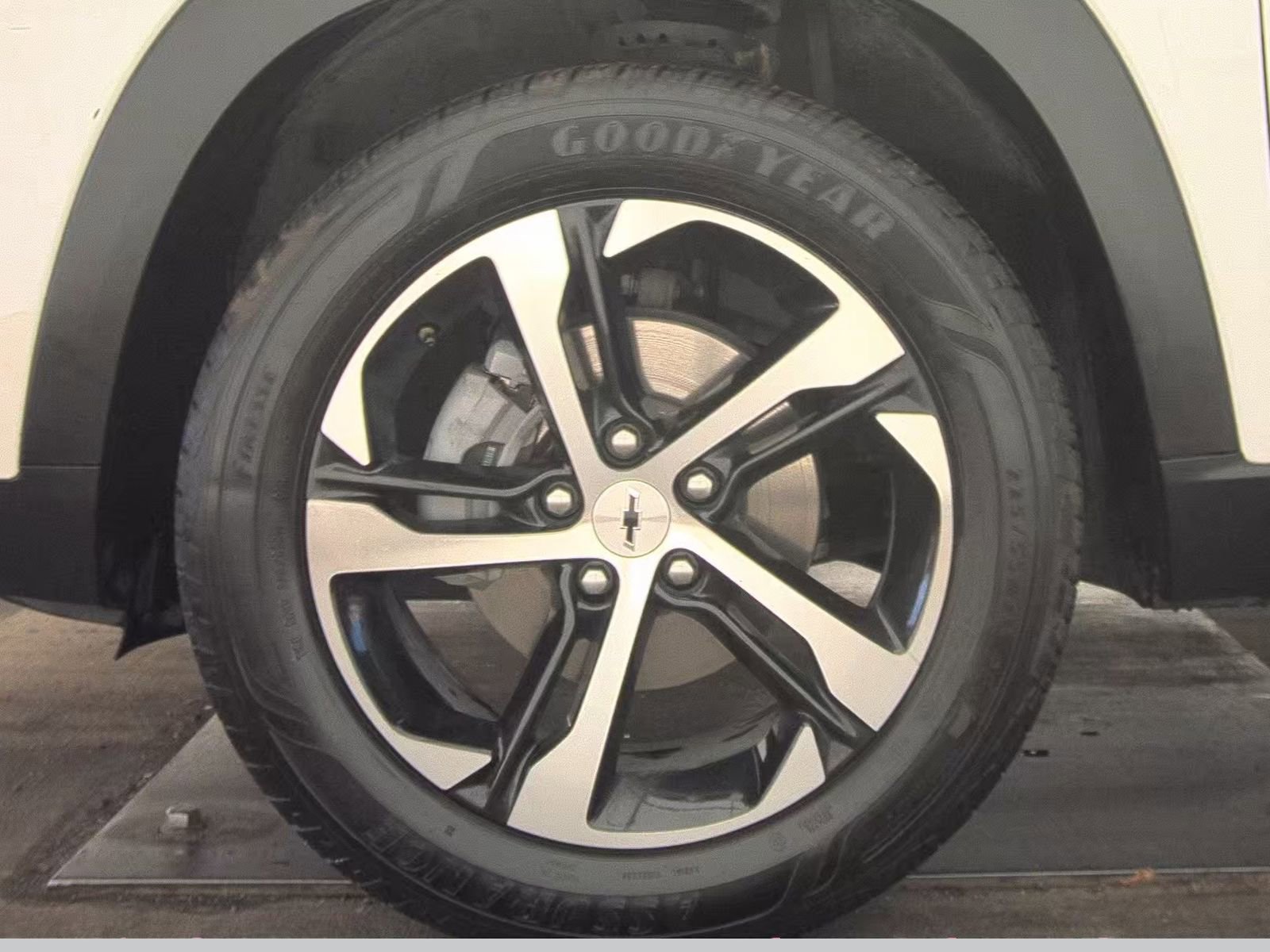 Used 2024 Chevrolet Trax RS w/ Driver Confidence Package image 10