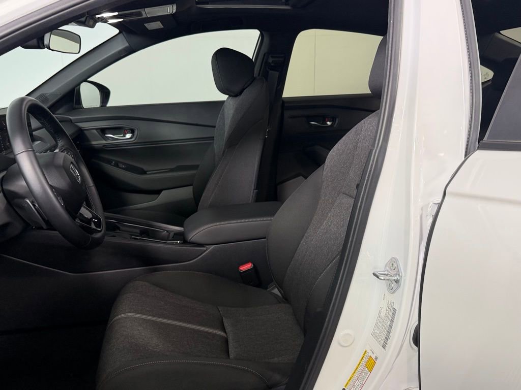 Used 2025 Honda Accord Sport image 18