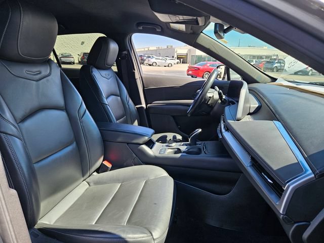 Used 2025 Cadillac XT4 Premium Luxury FWD image 20