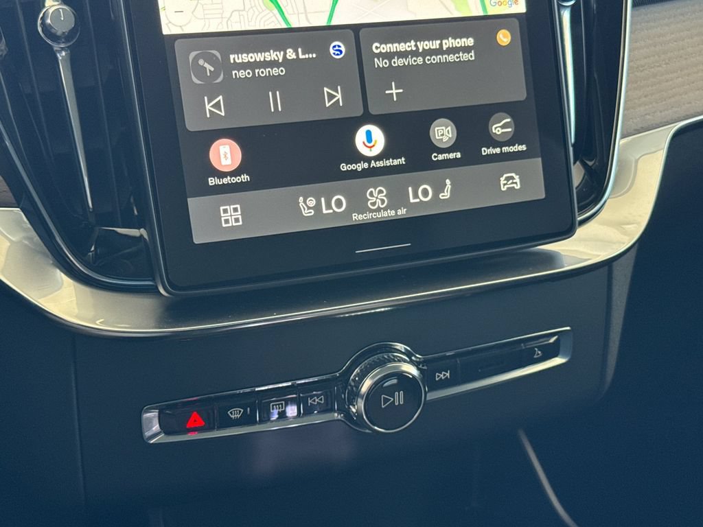 New 2026 Volvo XC90 T8 Plus AWD/4WD image 21
