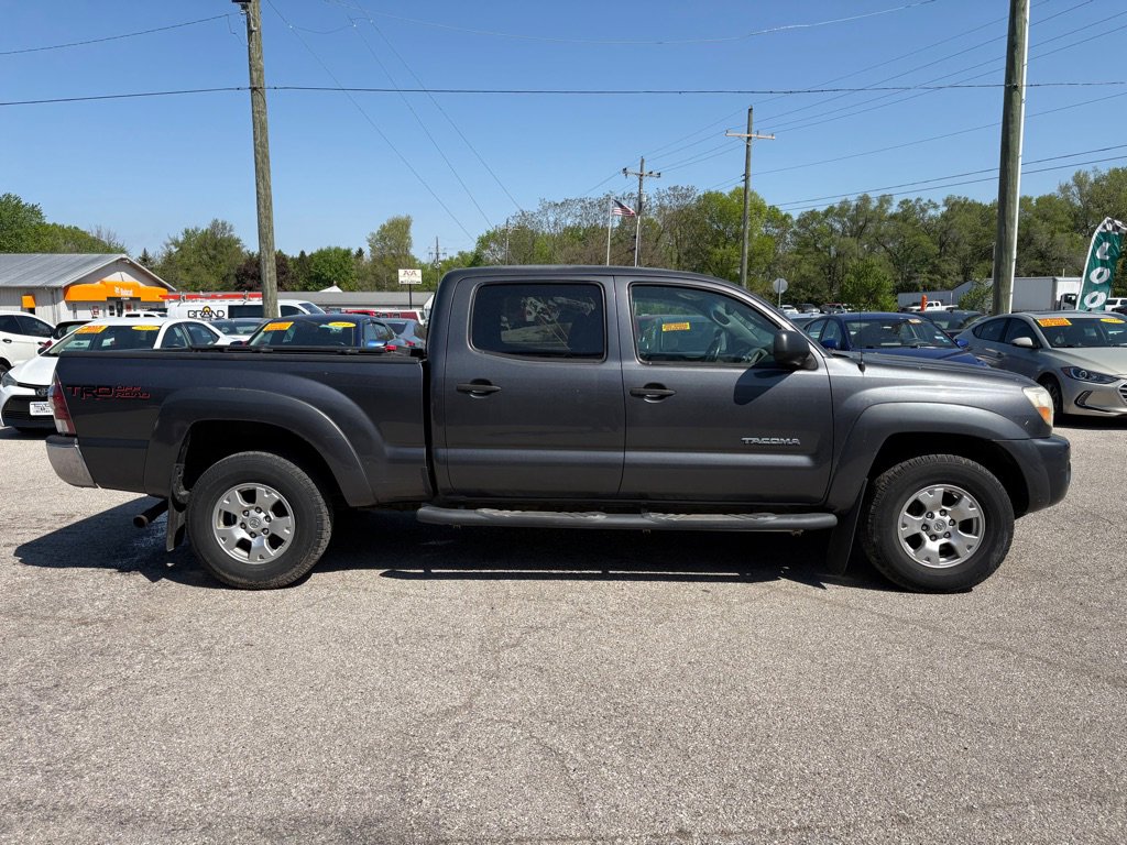 Used 2010 Toyota Tacoma 4x4 Double Cab image 3