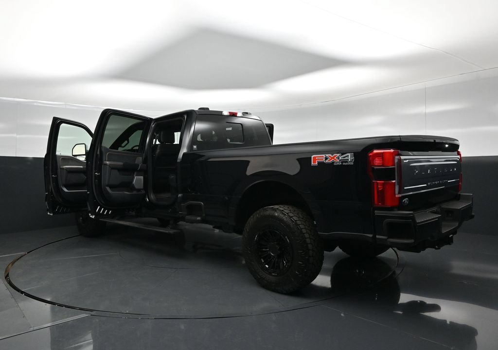 Used 2024 Ford F350 Platinum AWD/4WD image 35