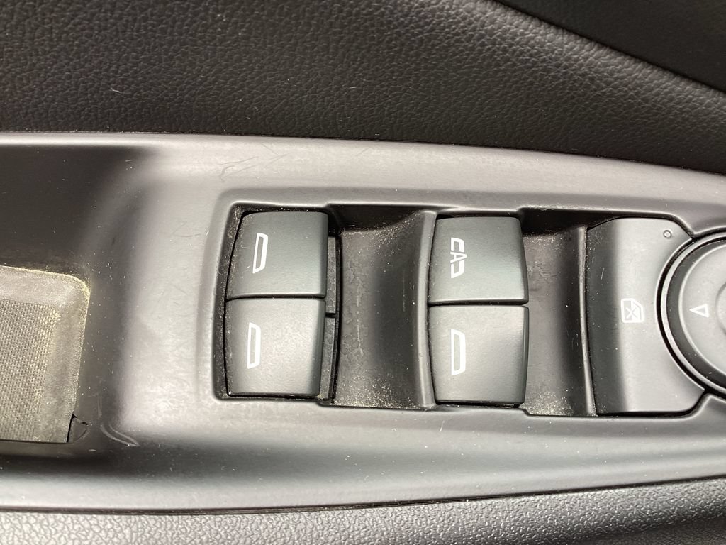 Used 2019 Chevrolet Volt LT w/ Comfort Package FWD image 42