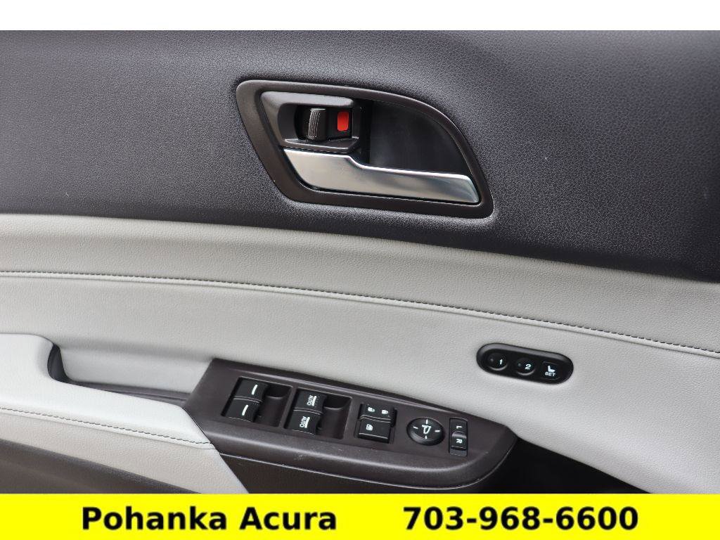 Used 2019 Acura ILX w/ Technology Package image 28