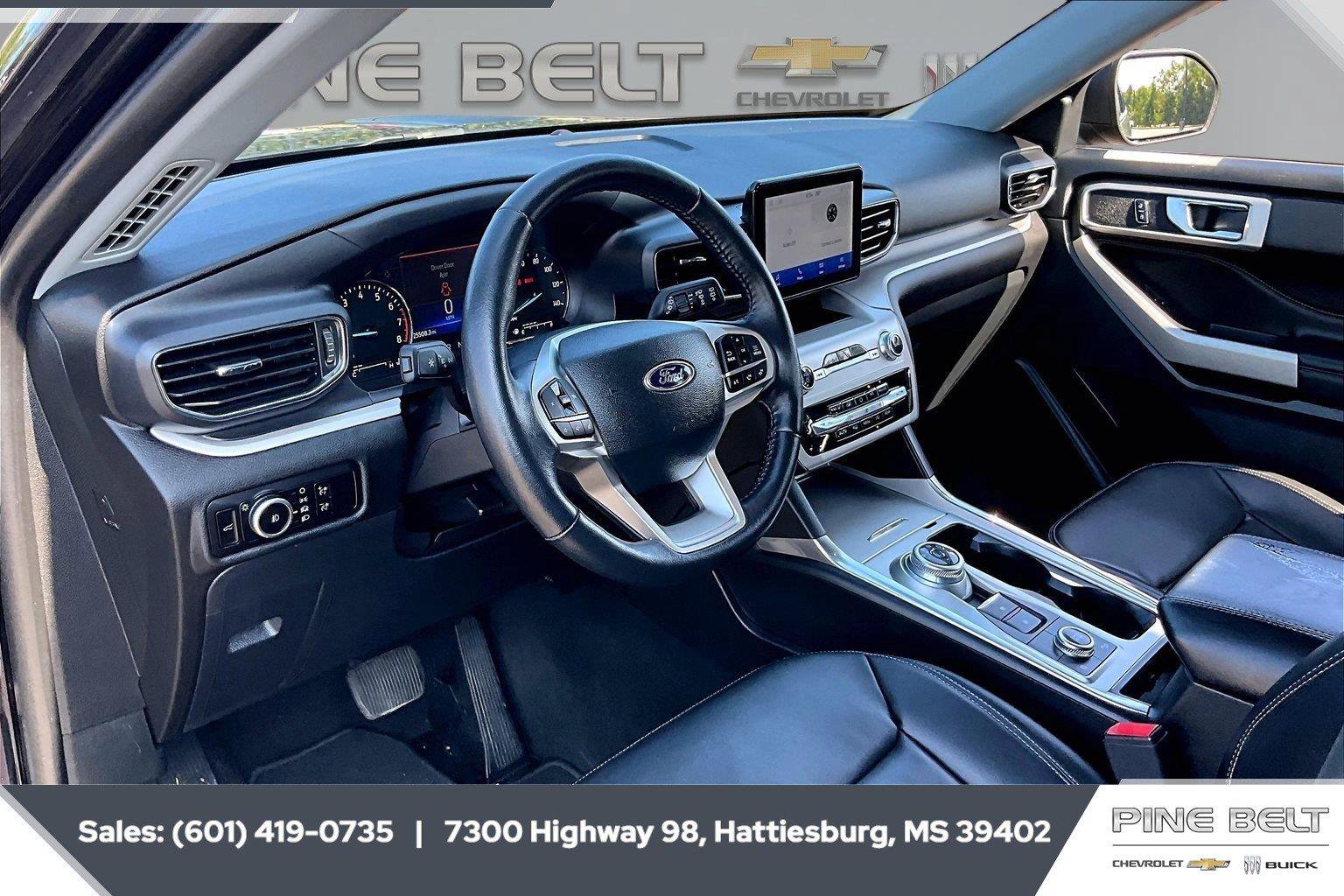 Used 2023 Ford Explorer XLT w/ Equipment Group 202A AWD/4WD image 12