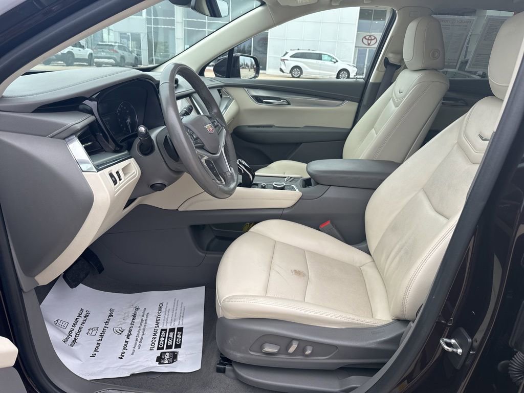 Used 2020 Cadillac XT5 Premium Luxury image 7