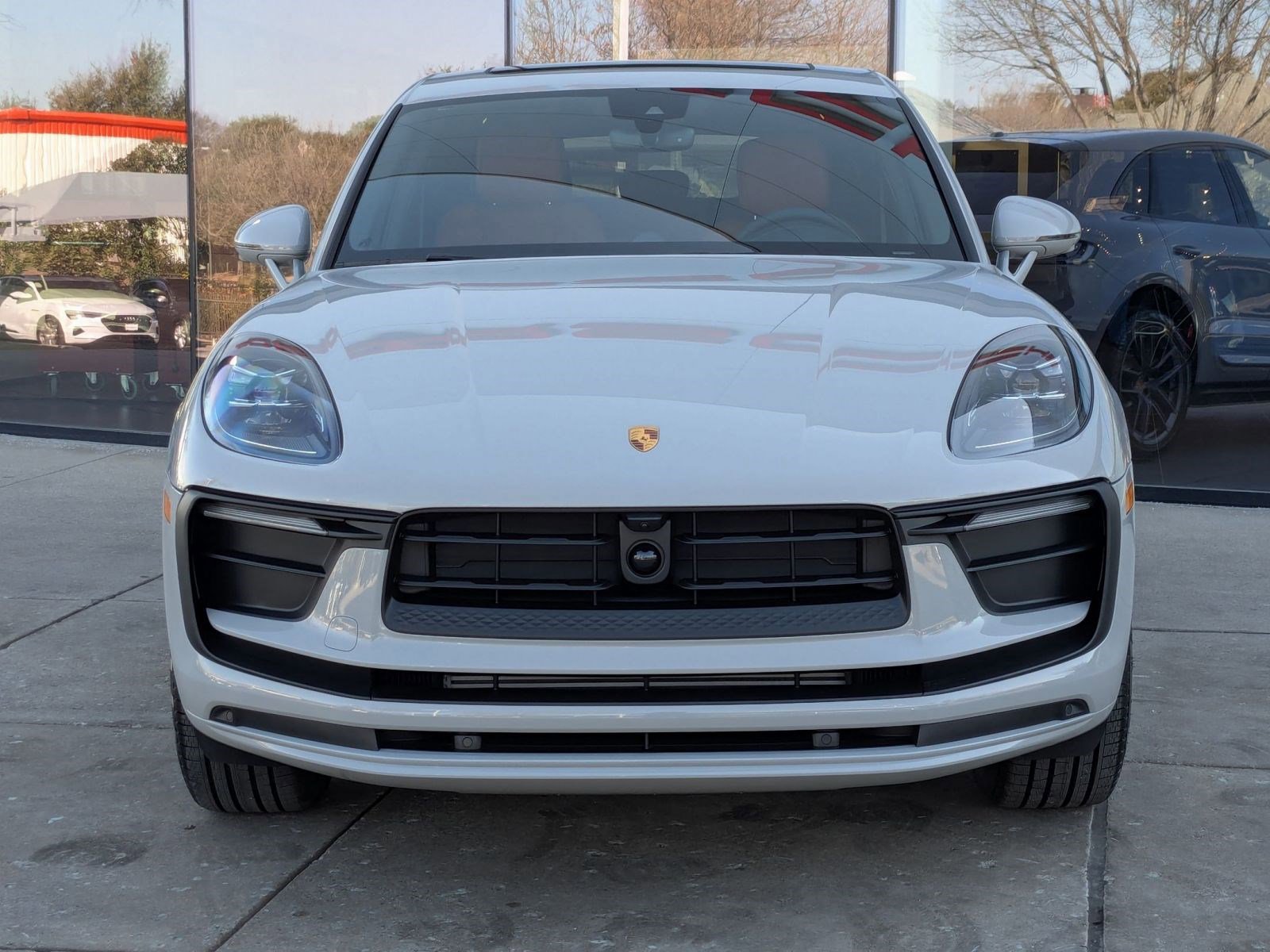 New 2026 Porsche Macan AWD/4WD image 6
