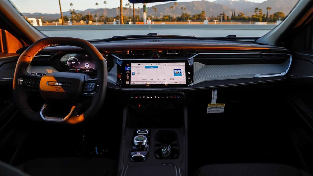 New 2026 Jeep Cherokee Laredo image 15