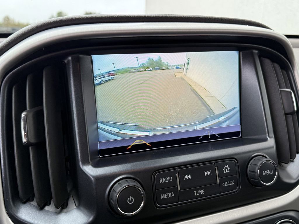 Used 2018 GMC Canyon SLT w/ Driver Alert Package image 25