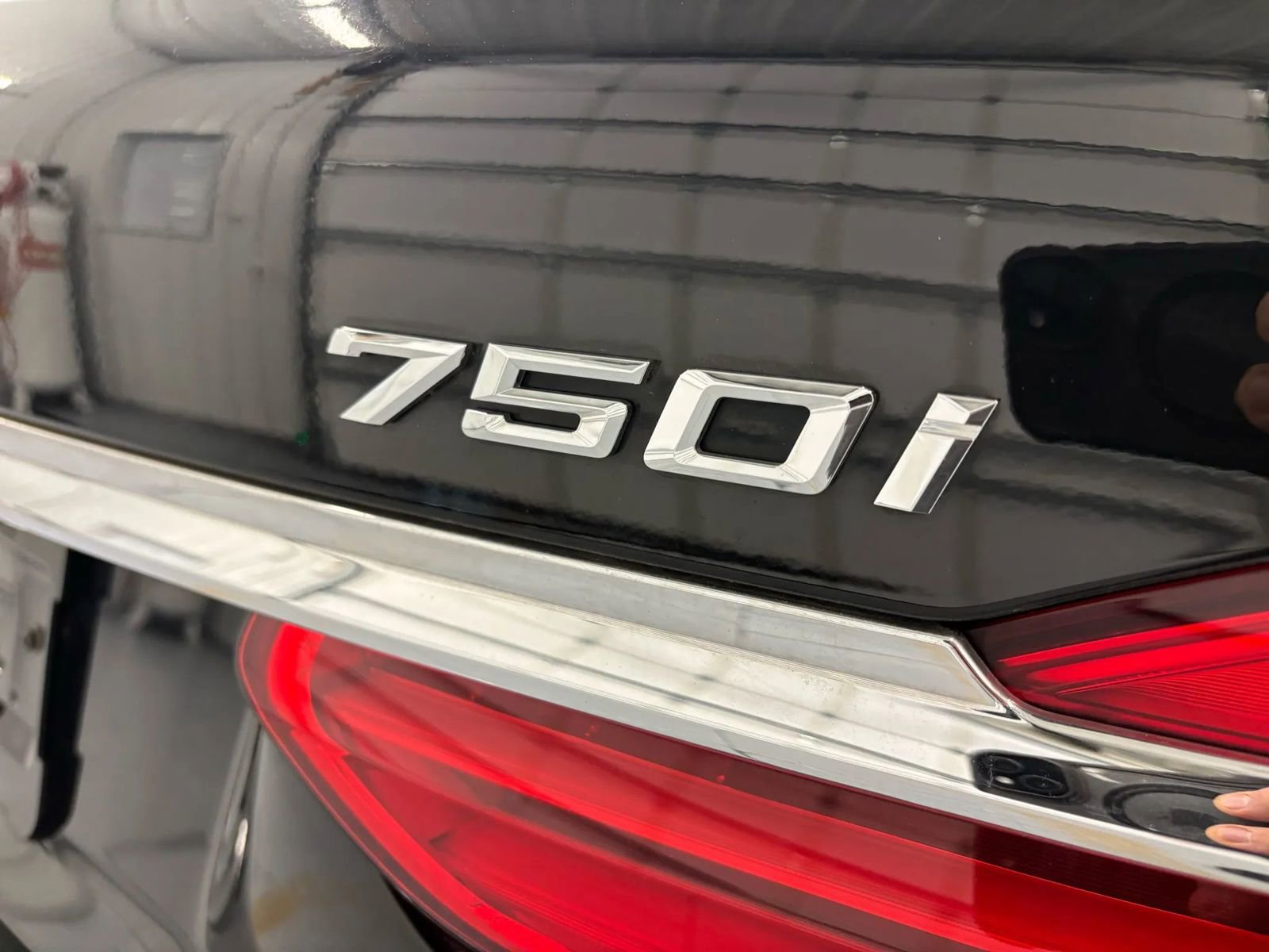 Used 2018 BMW 750i xDrive image 53