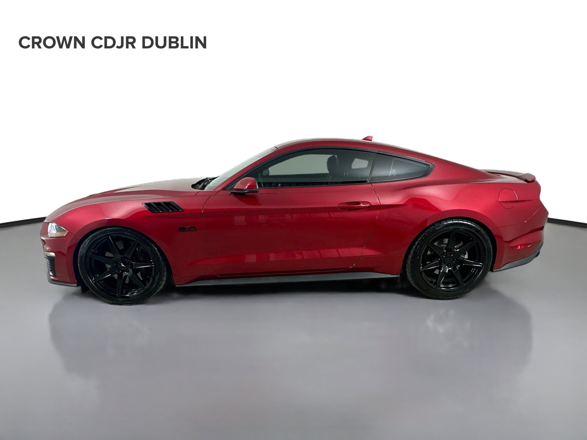 Used 2021 Ford Mustang GT Premium w/ Equipment Group 401A RWD image 8