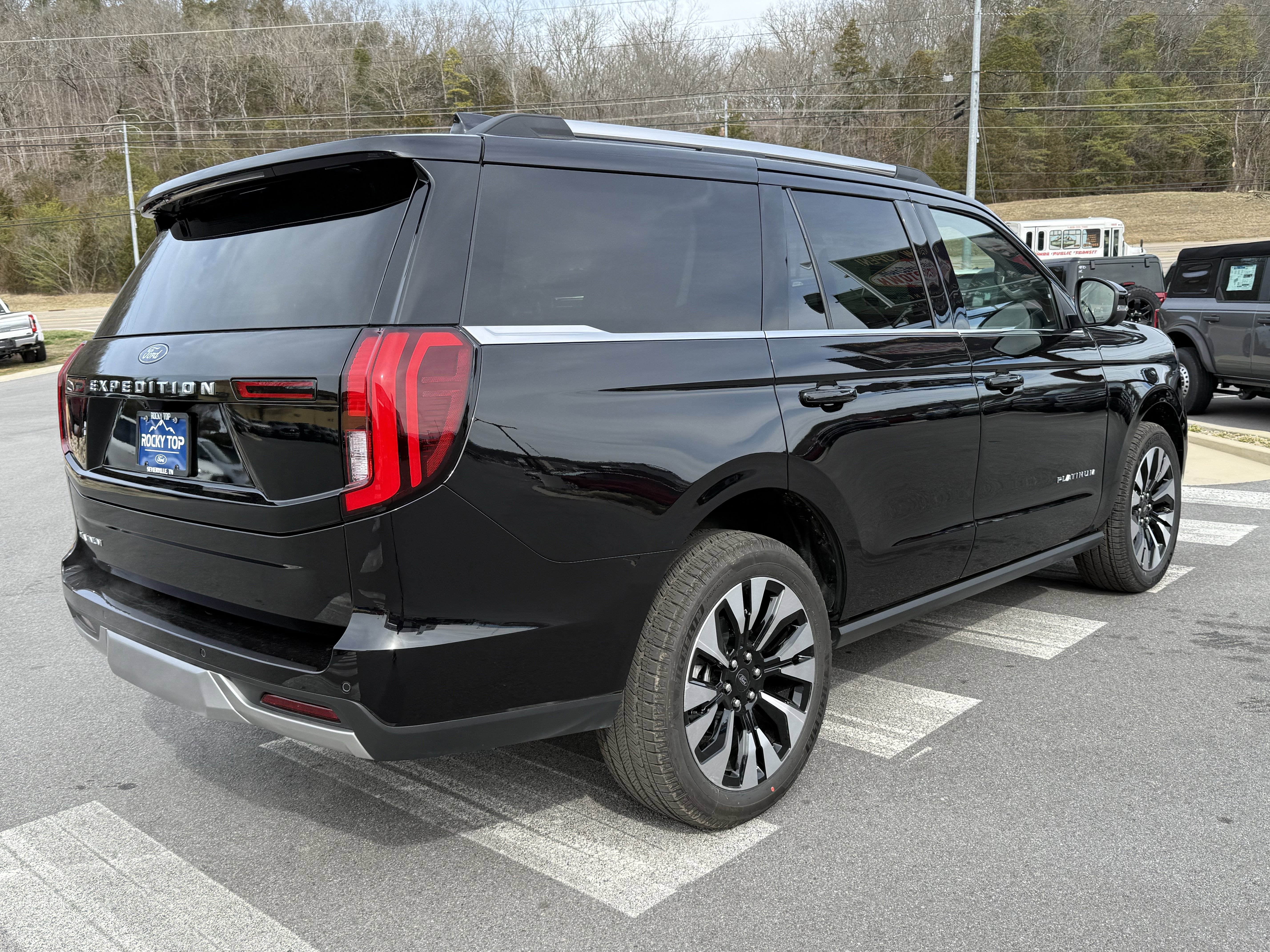 New 2026 Ford Expedition Platinum image 5