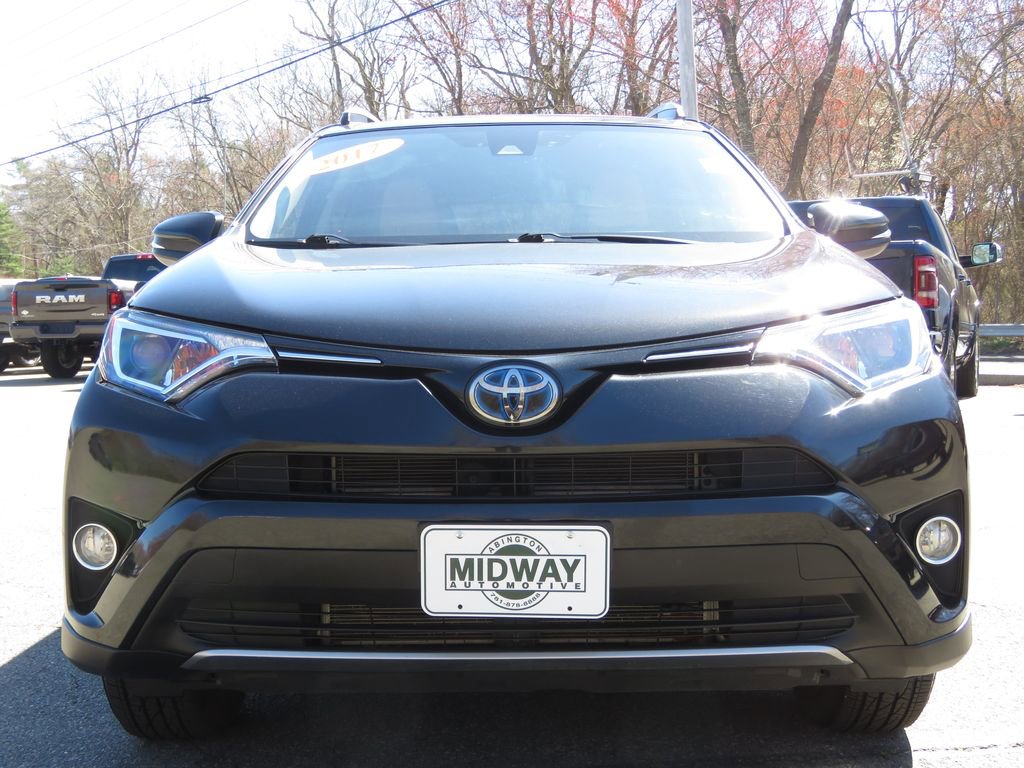 Used 2017 Toyota RAV4 XLE w/ Carpet Mat Package AWD/4WD image 2