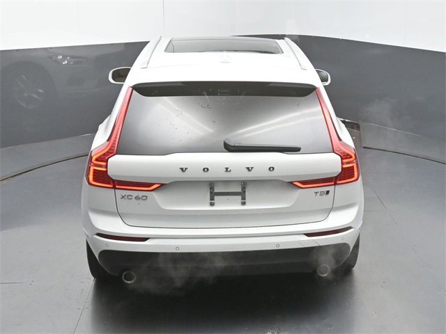 Used 2018 Volvo XC60 T5 Momentum w/ Vision Package image 46