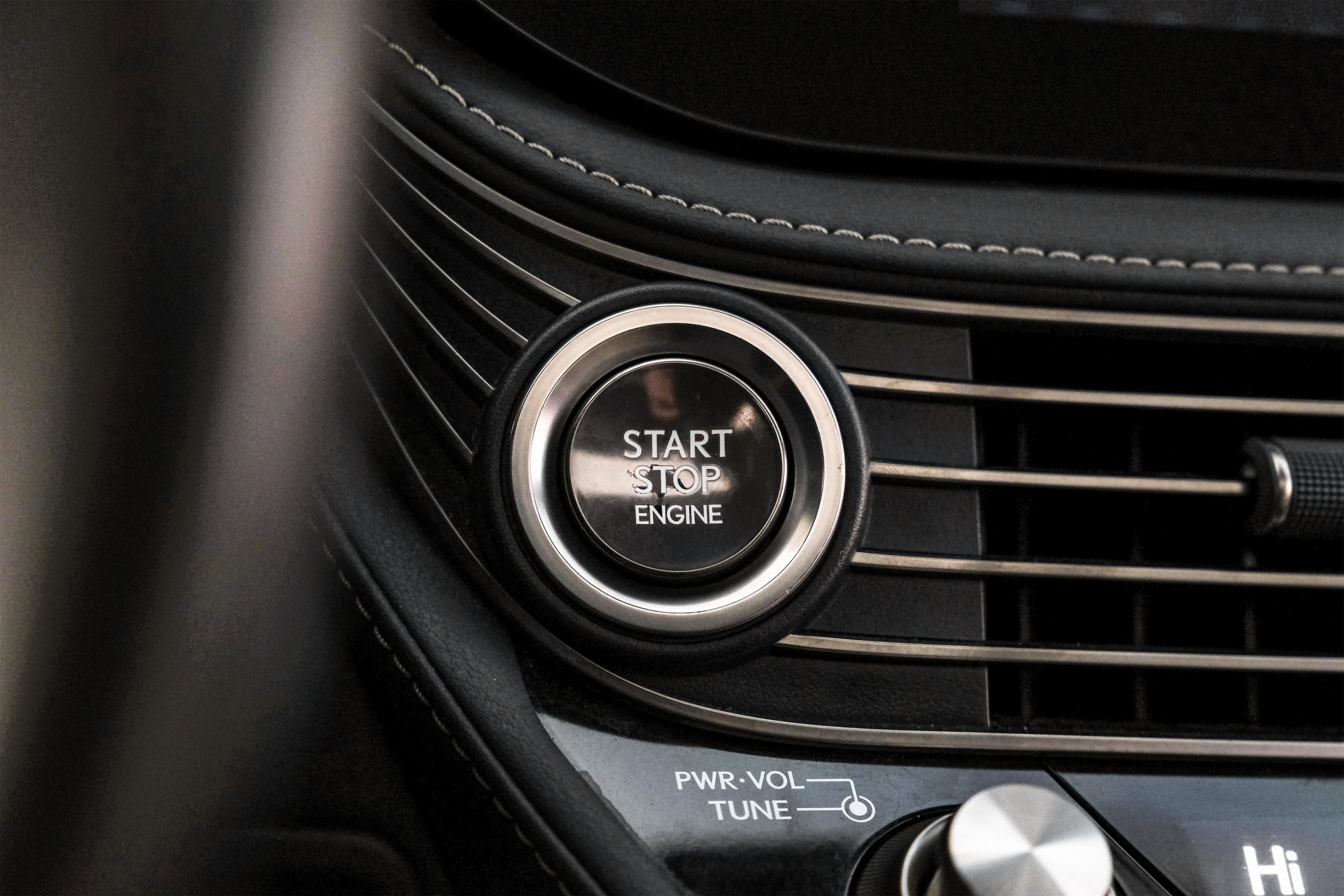 Used 2021 Lexus LS 500 w/ Accessory Package (Z1) image 21