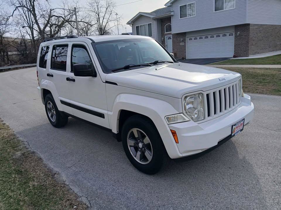 Used 2008 Jeep Liberty Sport w/ Popular Equipment Group image 4