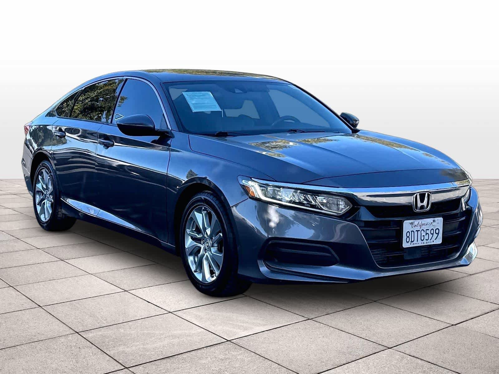 Used 2018 Honda Accord LX image 3