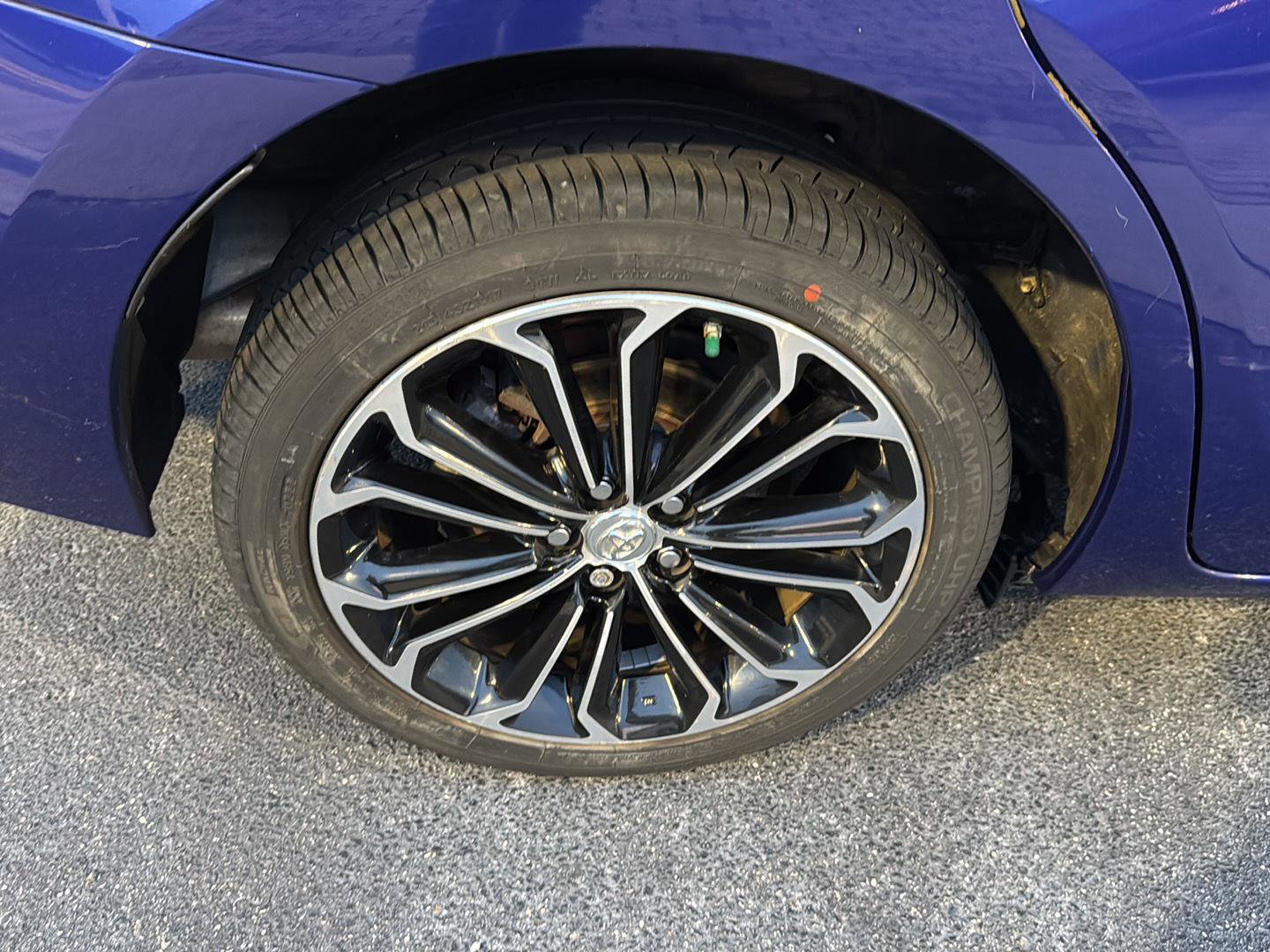 Used 2014 Toyota Corolla S Premium image 33