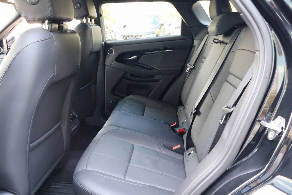 Used 2026 Land Rover Range Rover Evoque Dynamic SE image 12