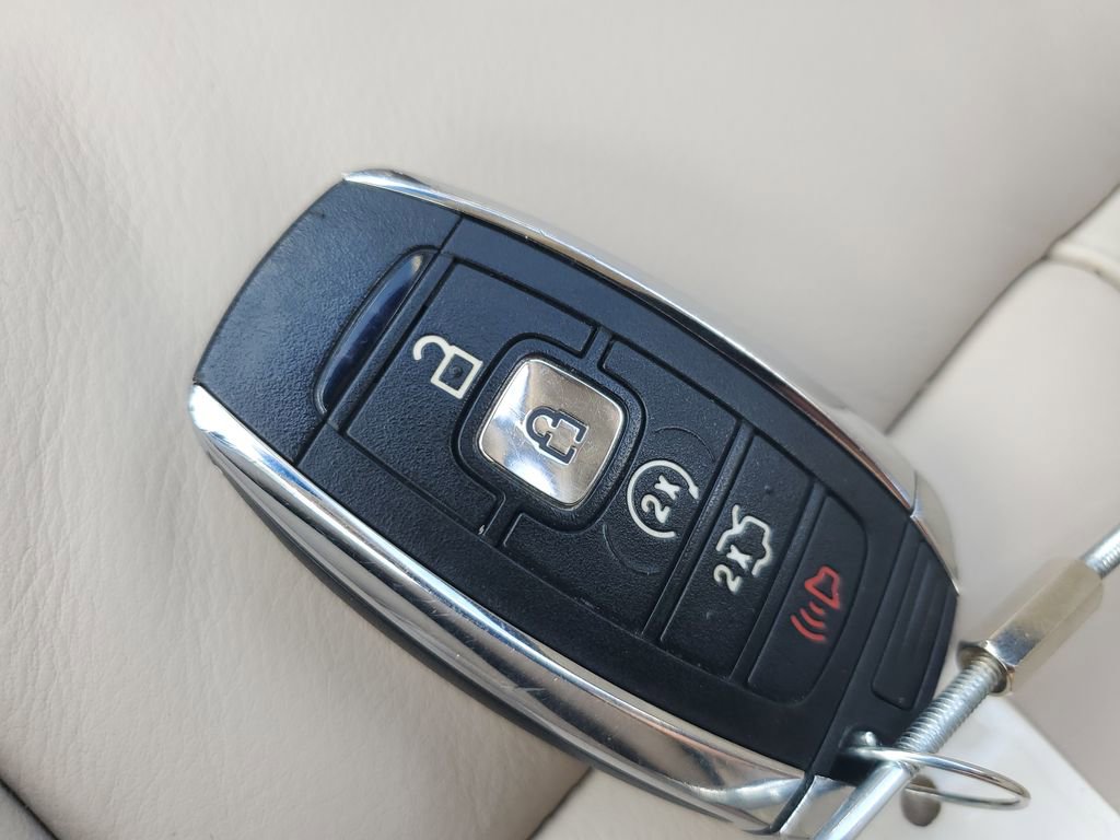 Used 2019 Lincoln MKZ Reserve image 33