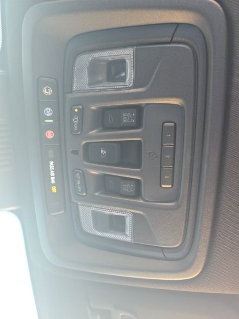 Used 2024 Chevrolet Silverado 3500 High Country w/ High Country Premium Package image 22