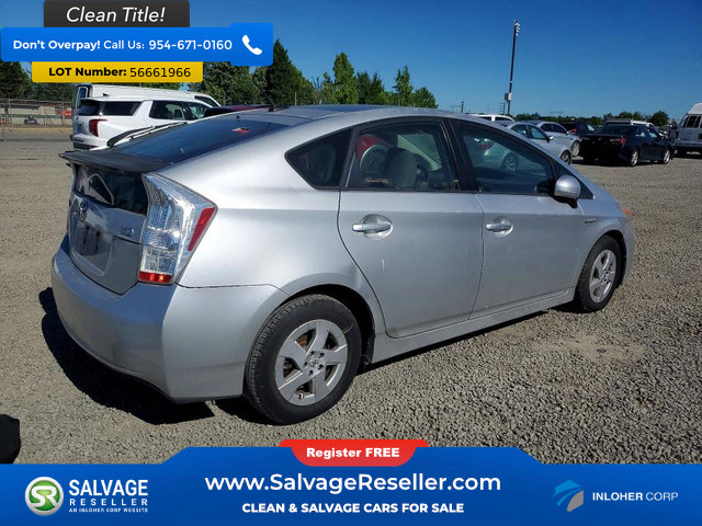 Used 2010 Toyota Prius Three w/ Solar Roof Pkg FWD image 4