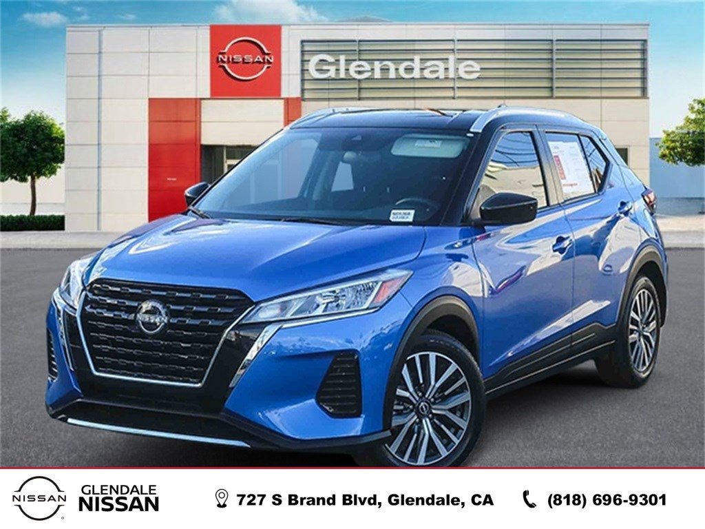 Used 2023 Nissan Kicks SV