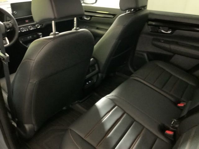 Used 2025 Honda CR-V Sport Touring image 28