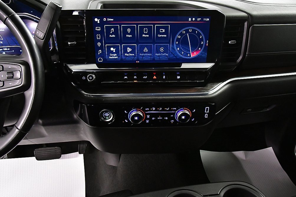 Used 2024 GMC Sierra 1500 SLT image 25