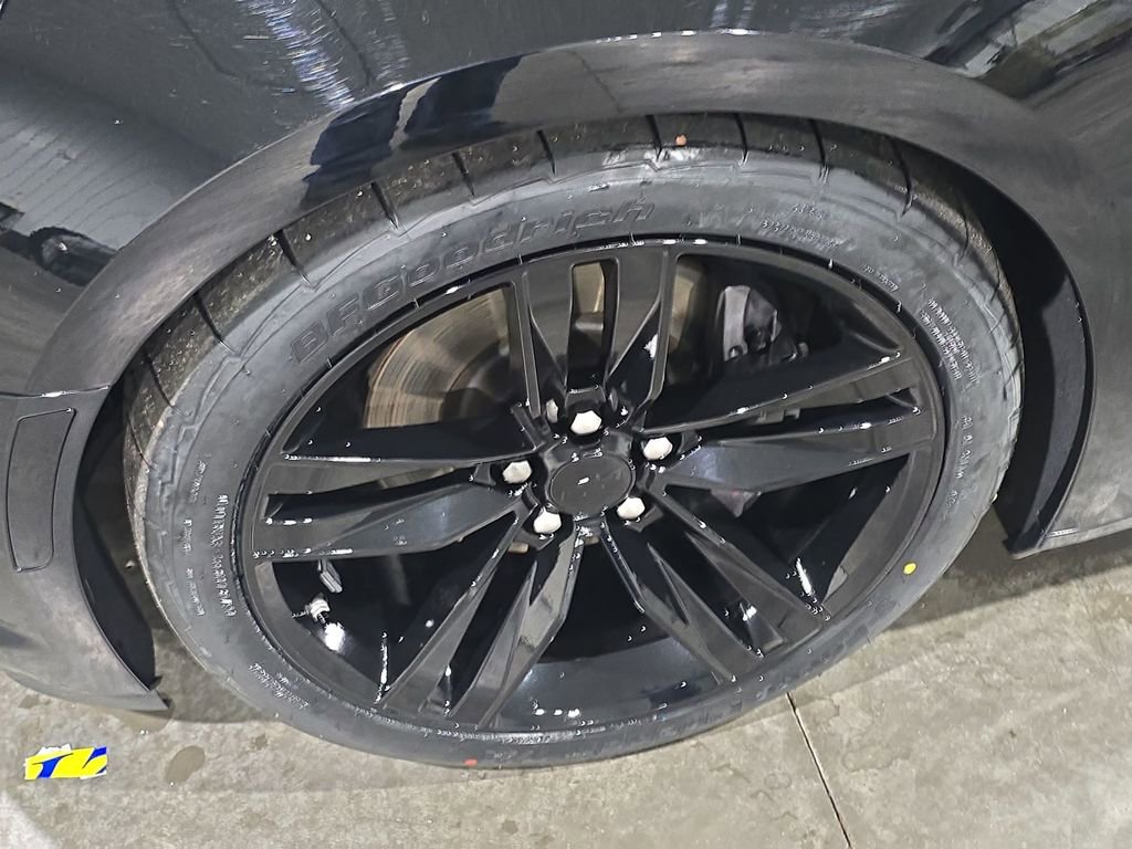 Used 2017 Chevrolet Camaro SS image 15