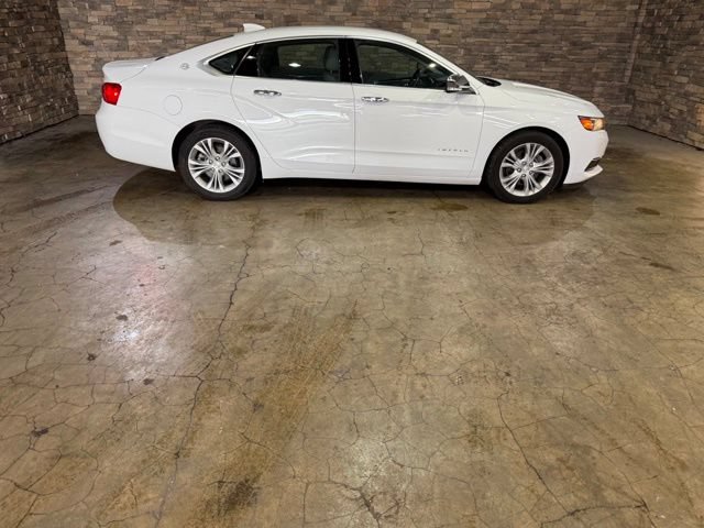 Used 2015 Chevrolet Impala LT w/ Convenience Package FWD image 4