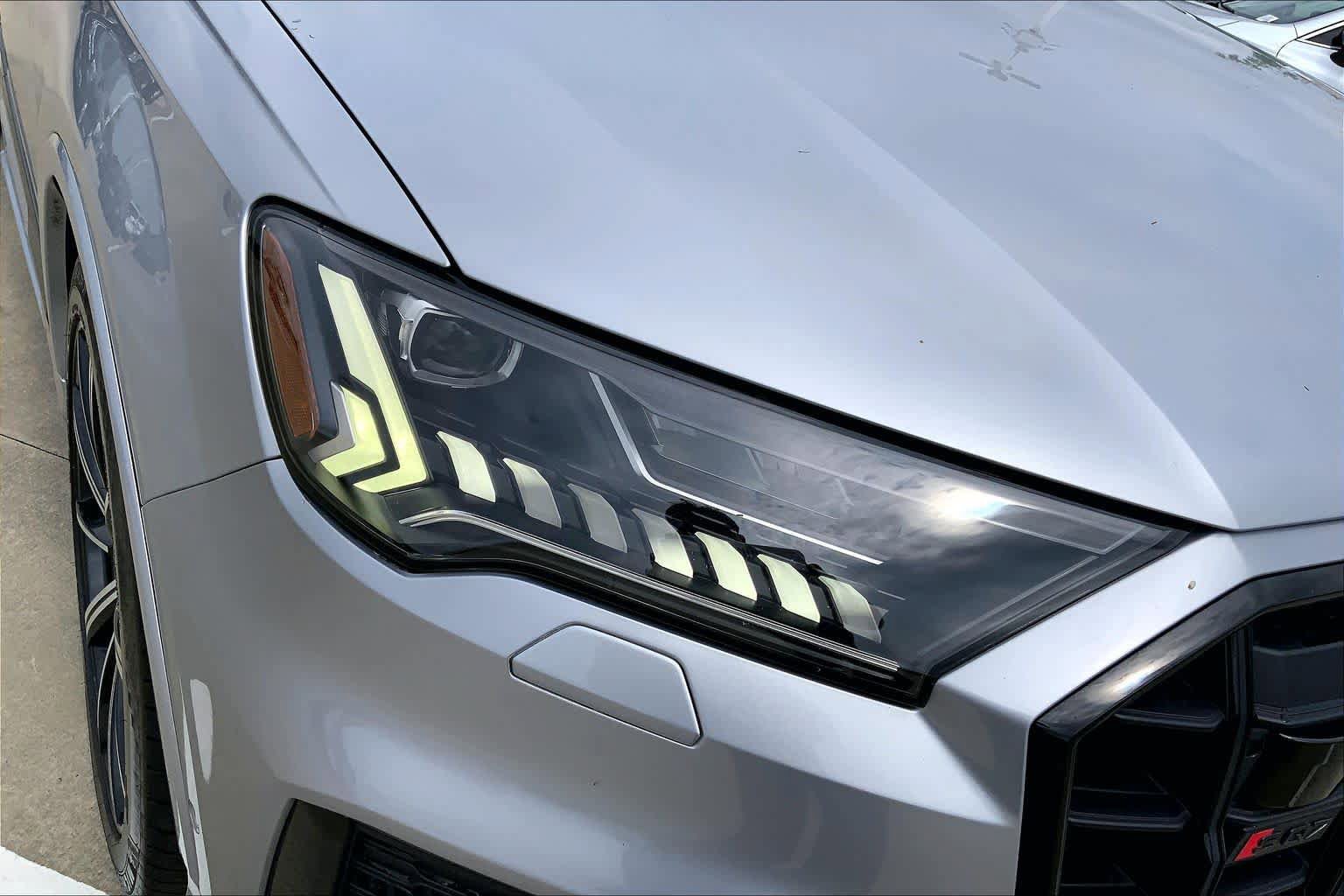 Used 2021 Audi SQ7 Prestige AWD/4WD image 27