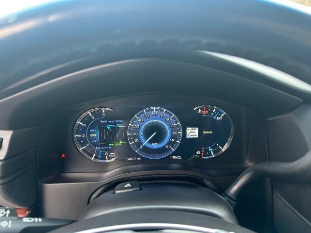 Used 2017 Cadillac Escalade Luxury image 18