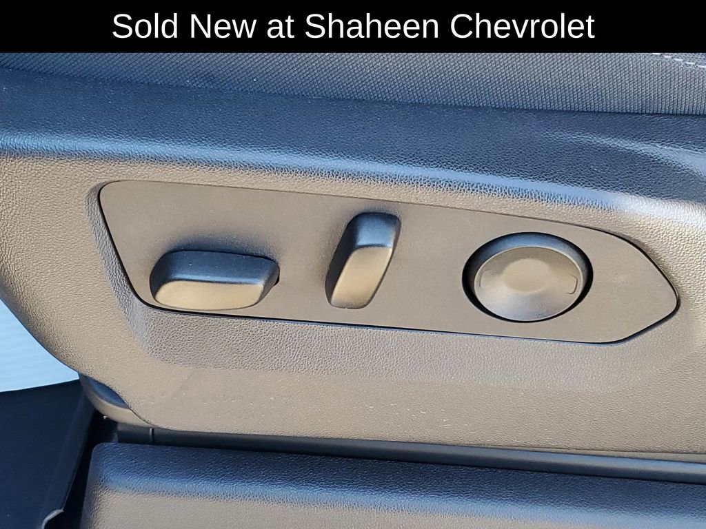 Used 2025 Chevrolet Silverado 1500 RST w/ Convenience Package II AWD/4WD image 7