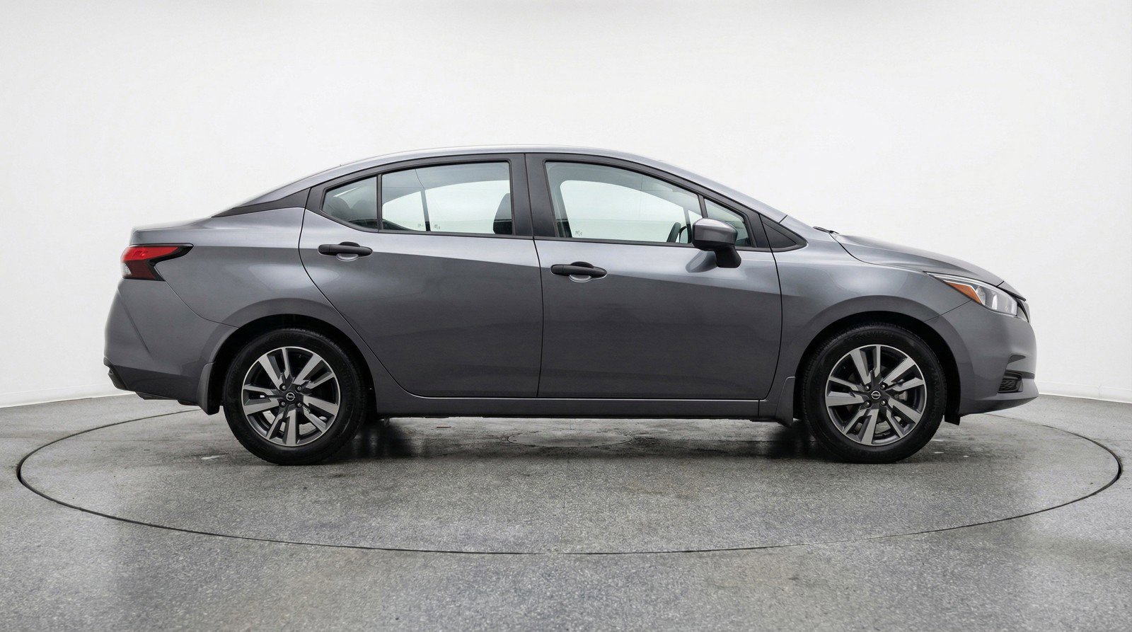 Used 2025 Nissan Versa SV FWD image 11
