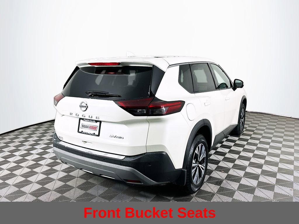 Used 2021 Nissan Rogue SV image 11