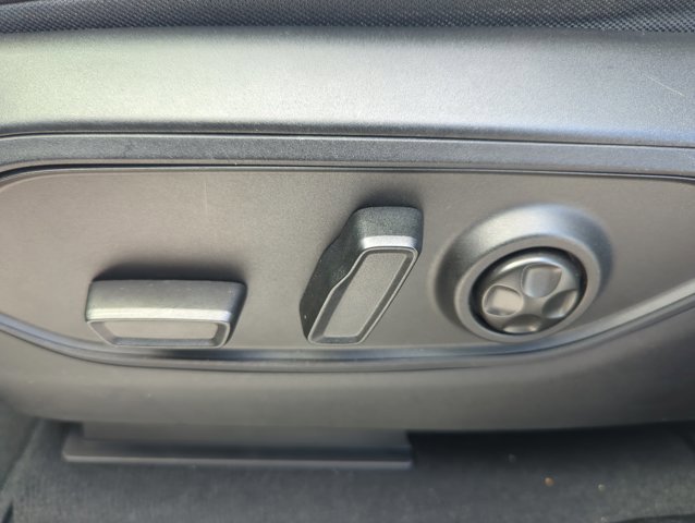 Used 2024 Jeep Grand Cherokee Altitude RWD image 27