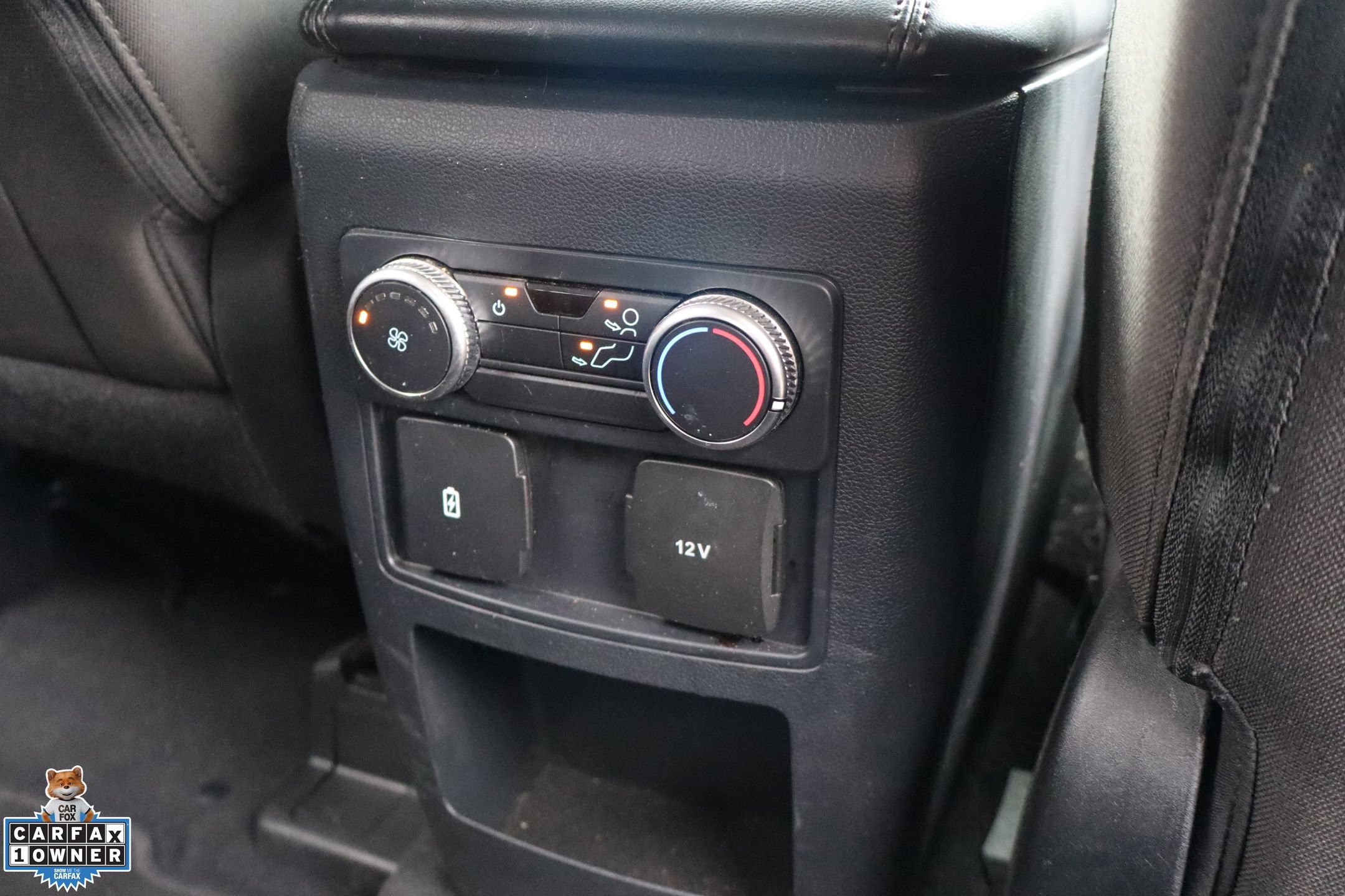 Used 2021 Ford Explorer XLT AWD/4WD image 26