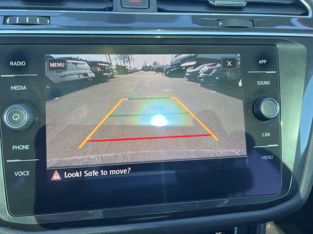 Used 2019 Volkswagen Tiguan SE image 54