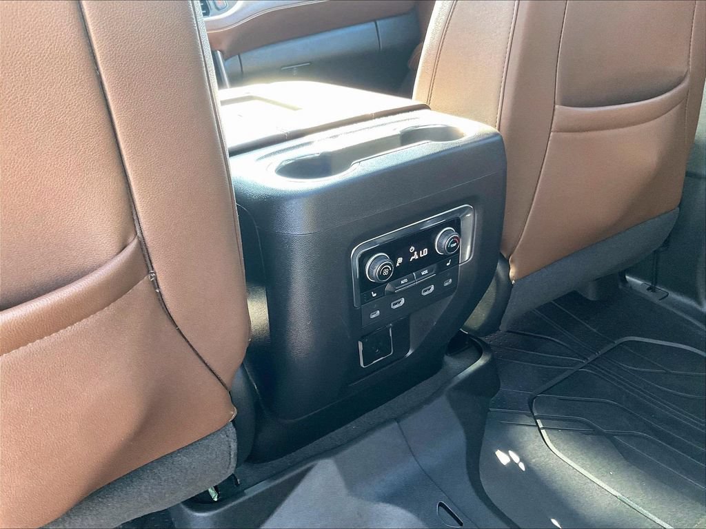 Used 2023 Chevrolet Tahoe High Country w/ Advanced Technology Package AWD/4WD image 29