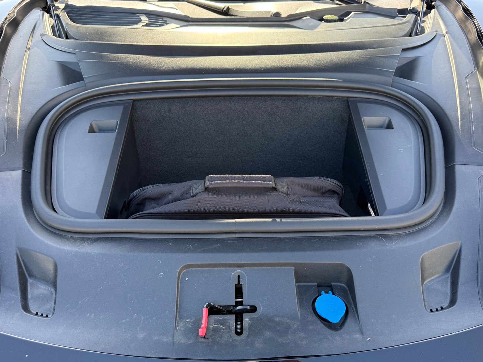 Used 2024 Porsche Taycan image 43