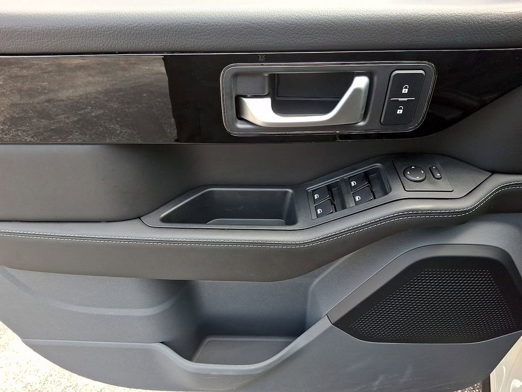 Used 2026 INEOS Grenadier Fieldmaster Edition image 12