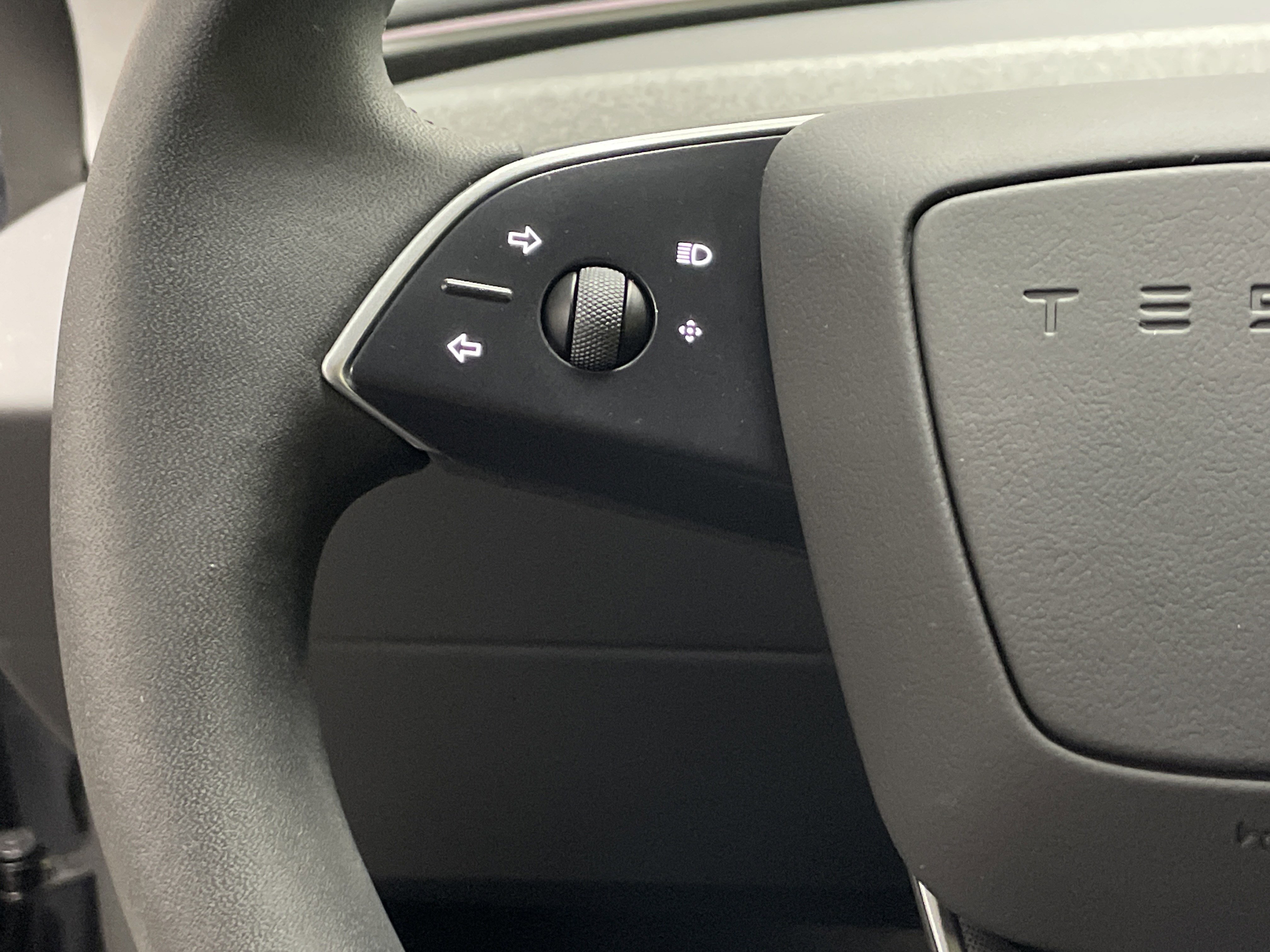 Used 2025 Tesla Model 3 Long Range image 19