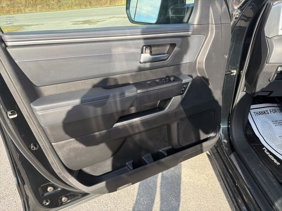Used 2023 Toyota Tundra Platinum image 9