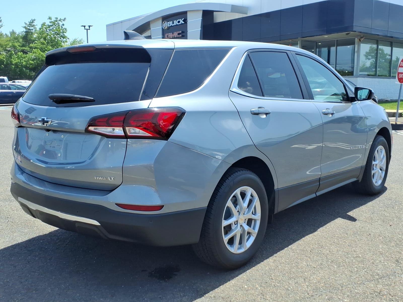 Certified 2024 Chevrolet Equinox LT AWD/4WD image 3