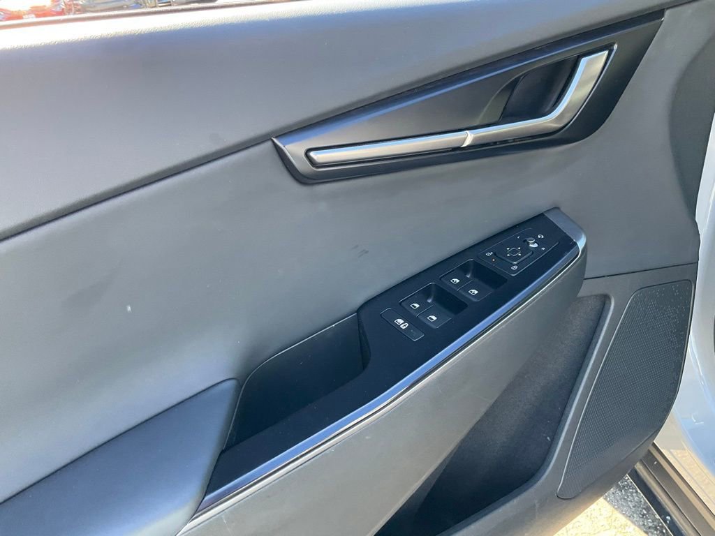 Used 2025 Kia EV6 Light image 24