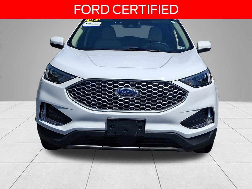 Certified 2023 Ford Edge SEL w/ Convenience Package AWD/4WD image 2