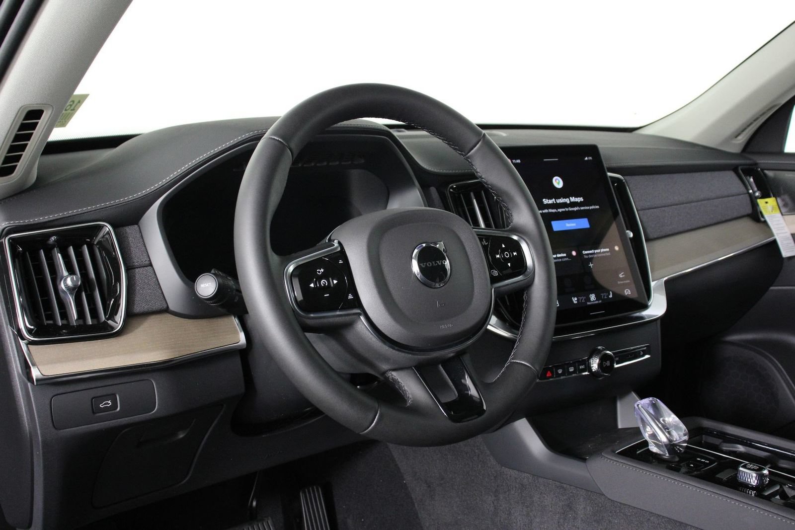 New 2026 Volvo XC90 B6 Plus AWD/4WD image 8