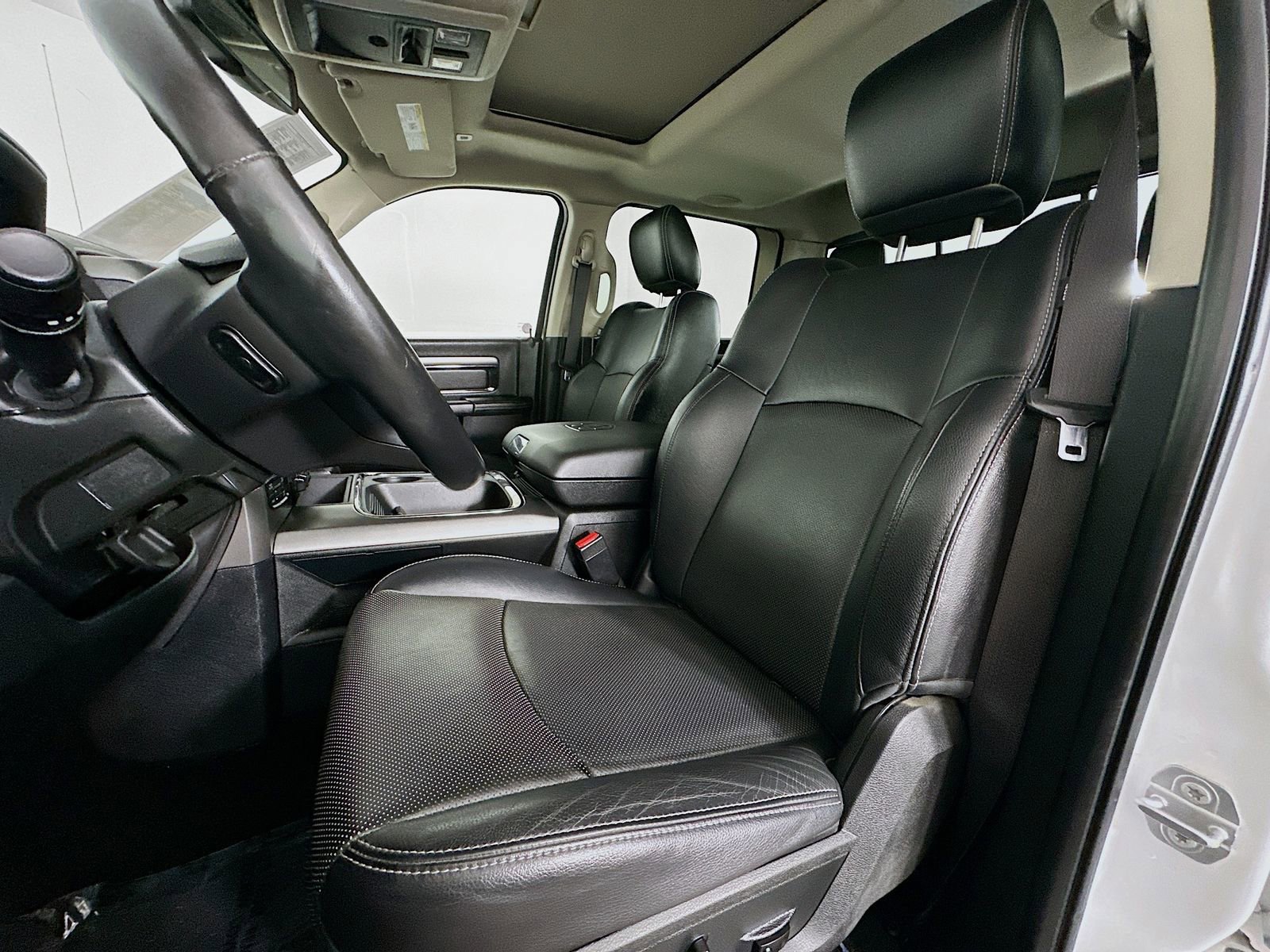 Used 2017 RAM 1500 Sport image 22